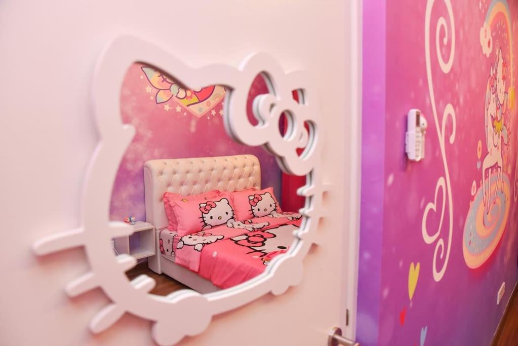 쿠알라룸푸르 Play At Hello Kitty Kawaii Fun House 아파트 외부 사진